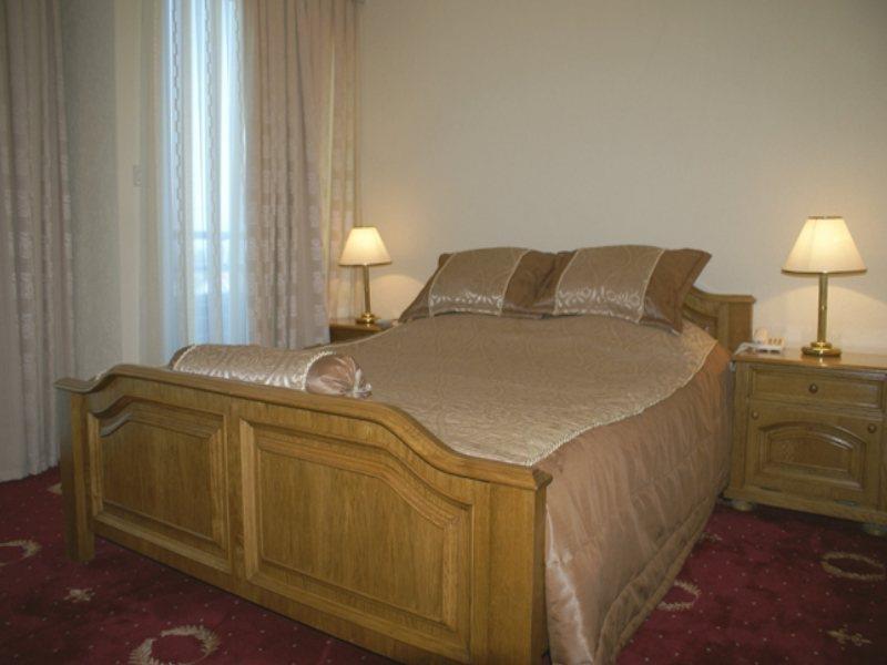 Hotel Victory Pristina Extérieur photo
